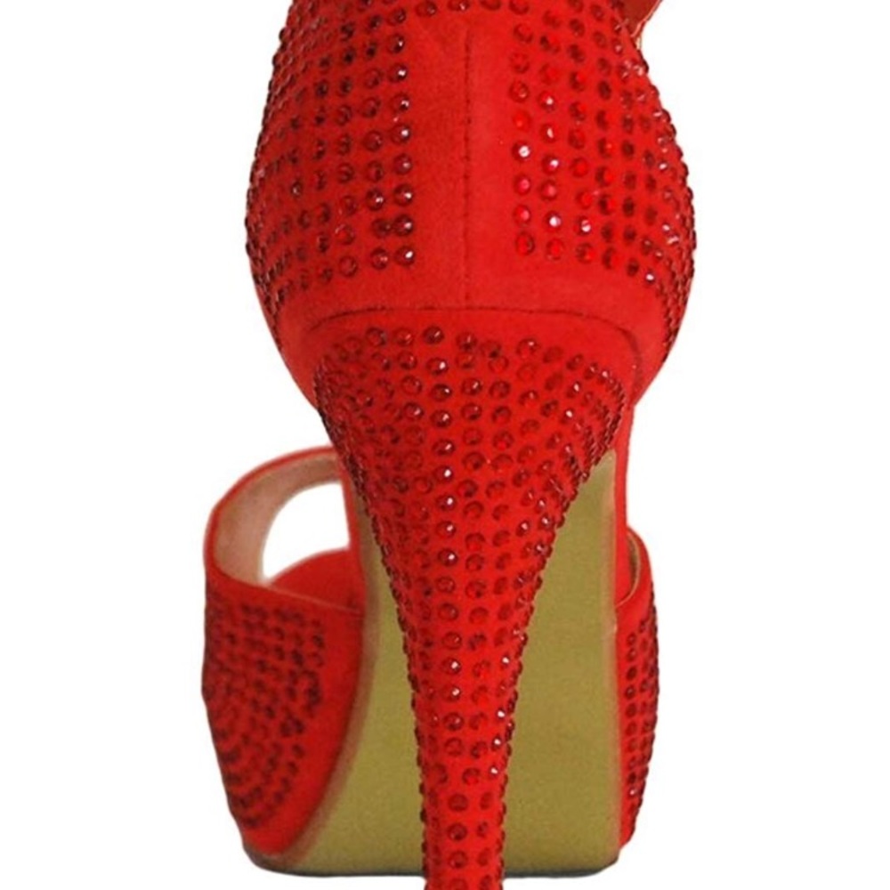 Red Pumps - Picture 3 of 4